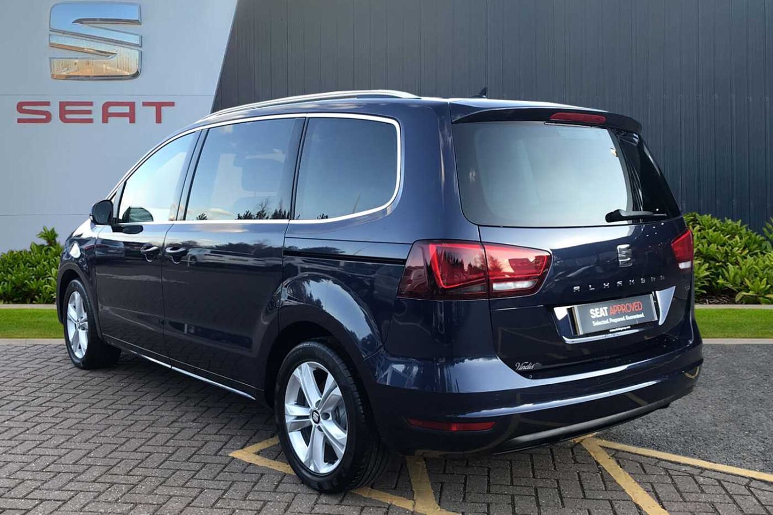 SEAT Alhambra 2.0 TDI SE Lux (184PS) 5Door MPV