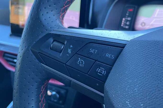 SEAT Arona FR Sport 1.0 TSI Petrol 110 7-speed DSG-auto