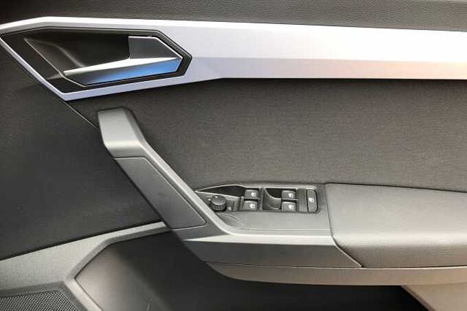 SEAT Ibiza FR 1.0 TSI Petrol 115 7-speed DSG-auto