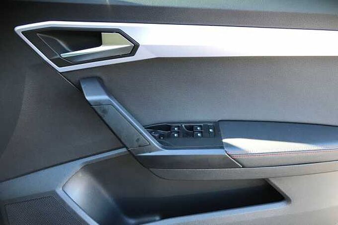 SEAT Ibiza FR Sport 1.0 TSI Petrol 95 5-speed manual